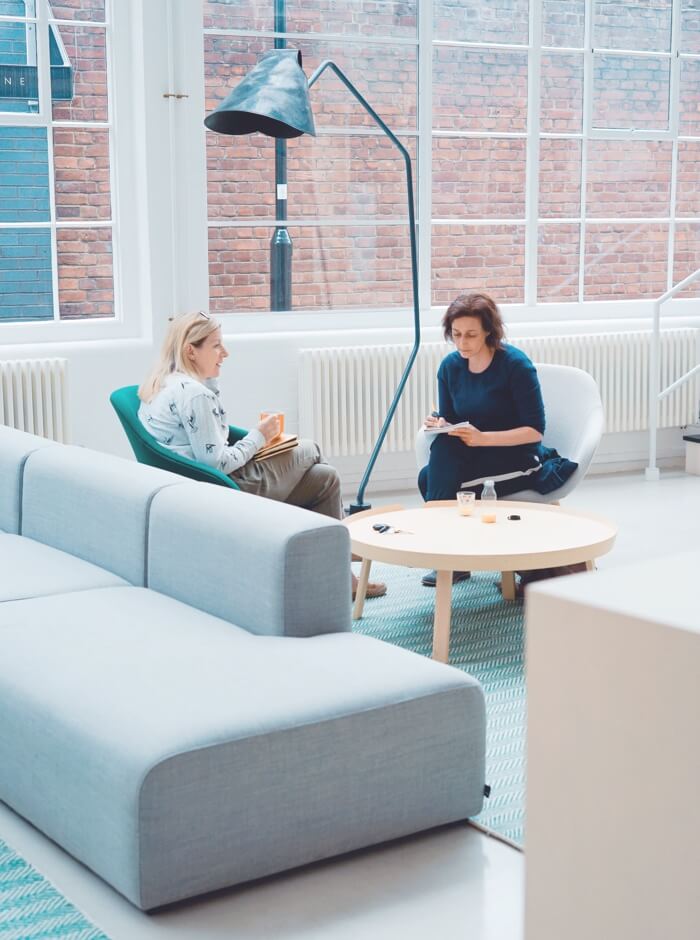 نقش مشاوره تجاری در موفقیت کسبوکارهای بینالمللی